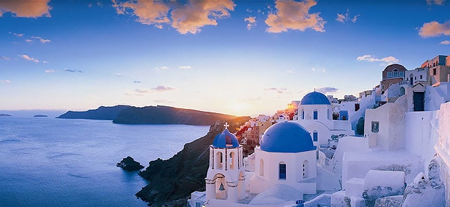 Grecia: il sogno di vacanze perfette viaggia in traghetto
